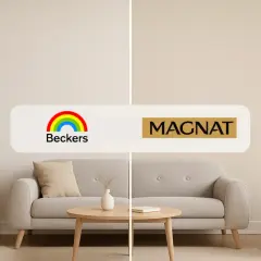 Porównanie odcieni ścian: Beckers vaggfärg i Magnat. Eleganckie wnętrze z sofą i stolikiem.
